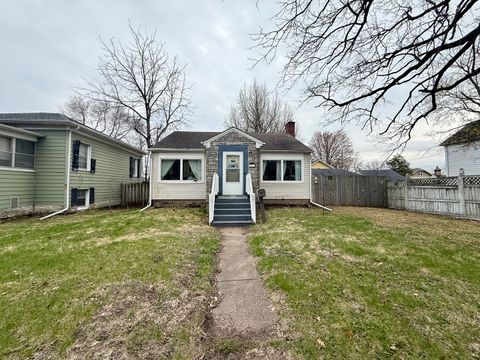 Photo of 4512 18th Avenue, Rock Island, IL 61201 (MLS # 12613567)