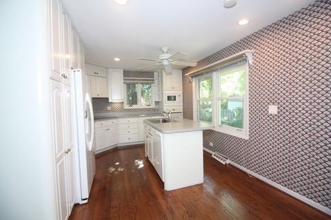 Tiny photo for 12 S Princeton Court, Arlington Heights, IL 60005 (MLS # 12501616)