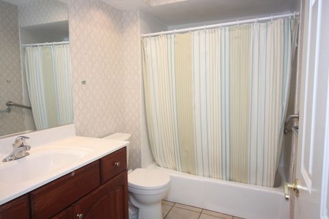 Tiny photo for 12 S Princeton Court, Arlington Heights, IL 60005 (MLS # 12501616)