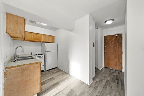 Tiny photo for 7854 S South Shore Drive #313, Chicago, IL 60649 (MLS # 12529692)