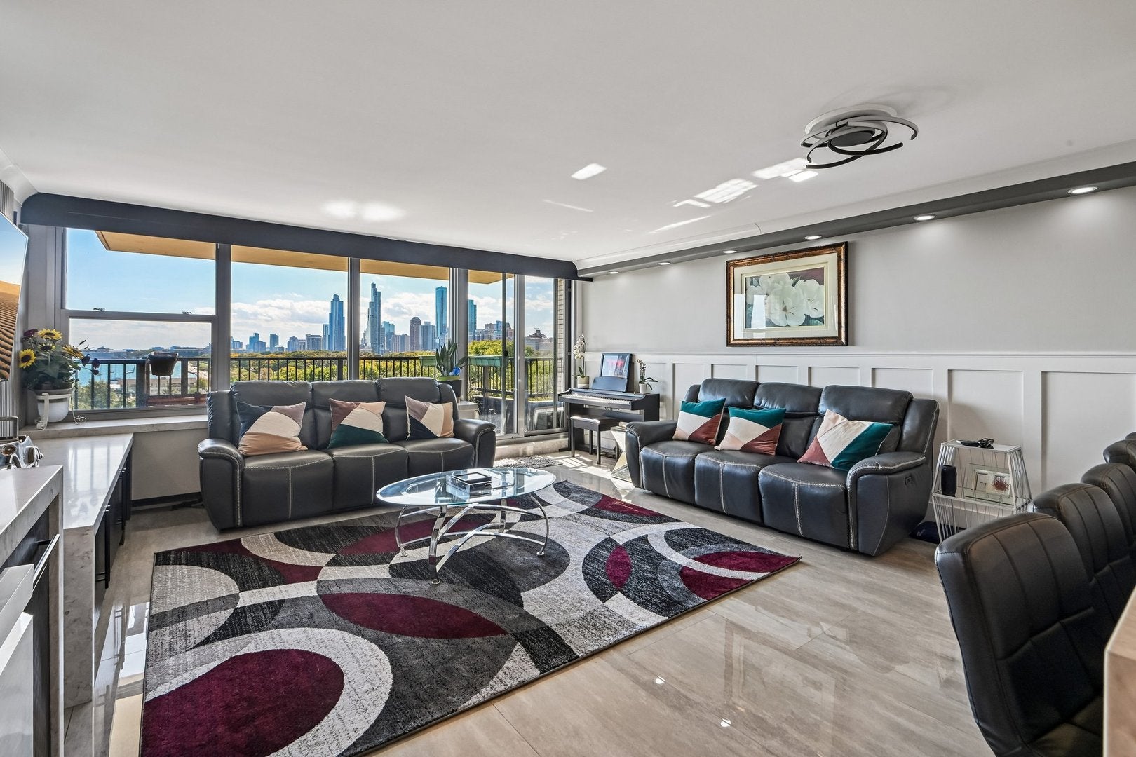 400 E Randolph Street 805