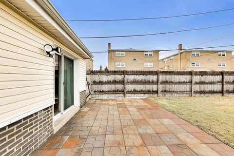 Tiny photo for 7944 W 82nd Street, Bridgeview, IL 60455 (MLS # 12589069)