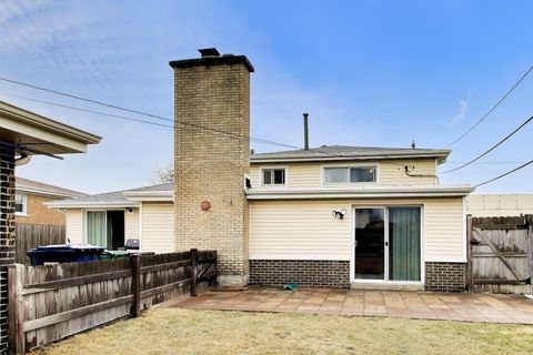 Tiny photo for 7944 W 82nd Street, Bridgeview, IL 60455 (MLS # 12589069)