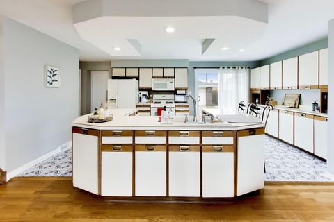 Tiny photo for 7944 W 82nd Street, Bridgeview, IL 60455 (MLS # 12589069)