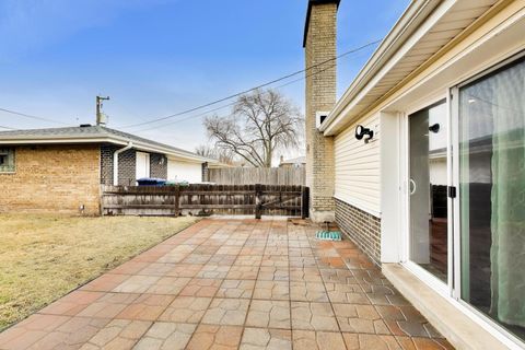 Tiny photo for 7944 W 82nd Street, Bridgeview, IL 60455 (MLS # 12589069)