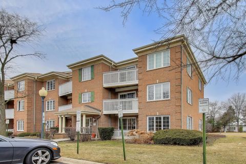 Tiny photo for 110 Day Street #101, Bloomingdale, IL 60108 (MLS # 12572440)