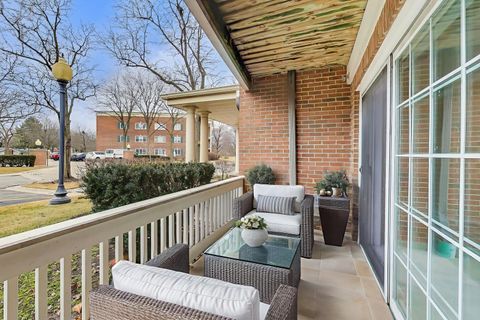 Tiny photo for 110 Day Street #101, Bloomingdale, IL 60108 (MLS # 12572440)