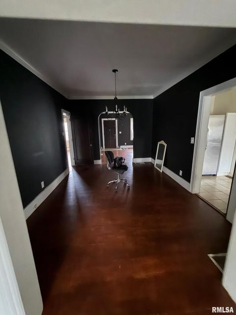 Tiny photo for 510 N MAPLE Street, Benton, IL 62812 (MLS # EB460614)