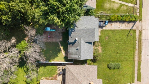 Tiny photo for 654 E 32nd Street, Davenport, IA 52803 (MLS # 12743396)
