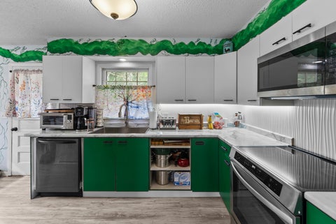 Tiny photo for 654 E 32nd Street, Davenport, IA 52803 (MLS # 12743396)