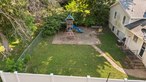 Tiny photo for 654 E 32nd Street, Davenport, IA 52803 (MLS # 12743396)