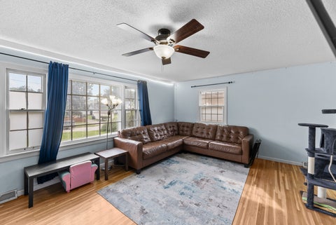 Tiny photo for 654 E 32nd Street, Davenport, IA 52803 (MLS # 12743396)
