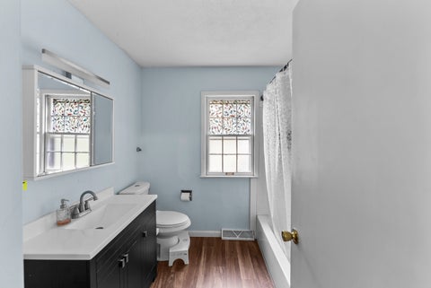 Tiny photo for 654 E 32nd Street, Davenport, IA 52803 (MLS # 12743396)