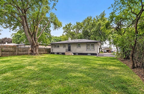 Tiny photo for 671 W Saint Aubin Drive, Addison, IL 60101 (MLS # 12769883)