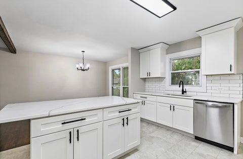Tiny photo for 671 W Saint Aubin Drive, Addison, IL 60101 (MLS # 12769883)