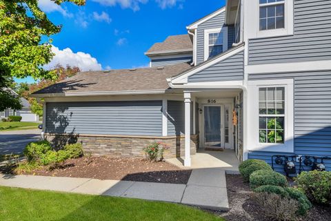 Photo of 816 Woodewind Drive #816, Naperville, IL 60563 (MLS # 12479918)