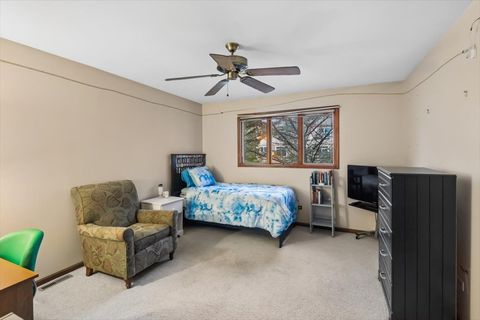 Tiny photo for 120 S Dee Road #2, Park Ridge, IL 60068 (MLS # 12581999)