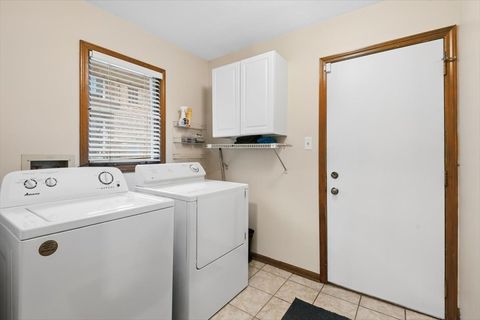 Tiny photo for 120 S Dee Road #2, Park Ridge, IL 60068 (MLS # 12581999)