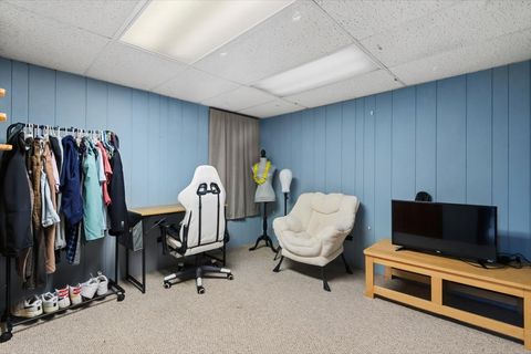 Tiny photo for 120 S Dee Road #2, Park Ridge, IL 60068 (MLS # 12581999)