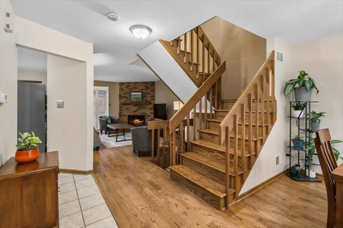 Tiny photo for 120 S Dee Road #2, Park Ridge, IL 60068 (MLS # 12581999)