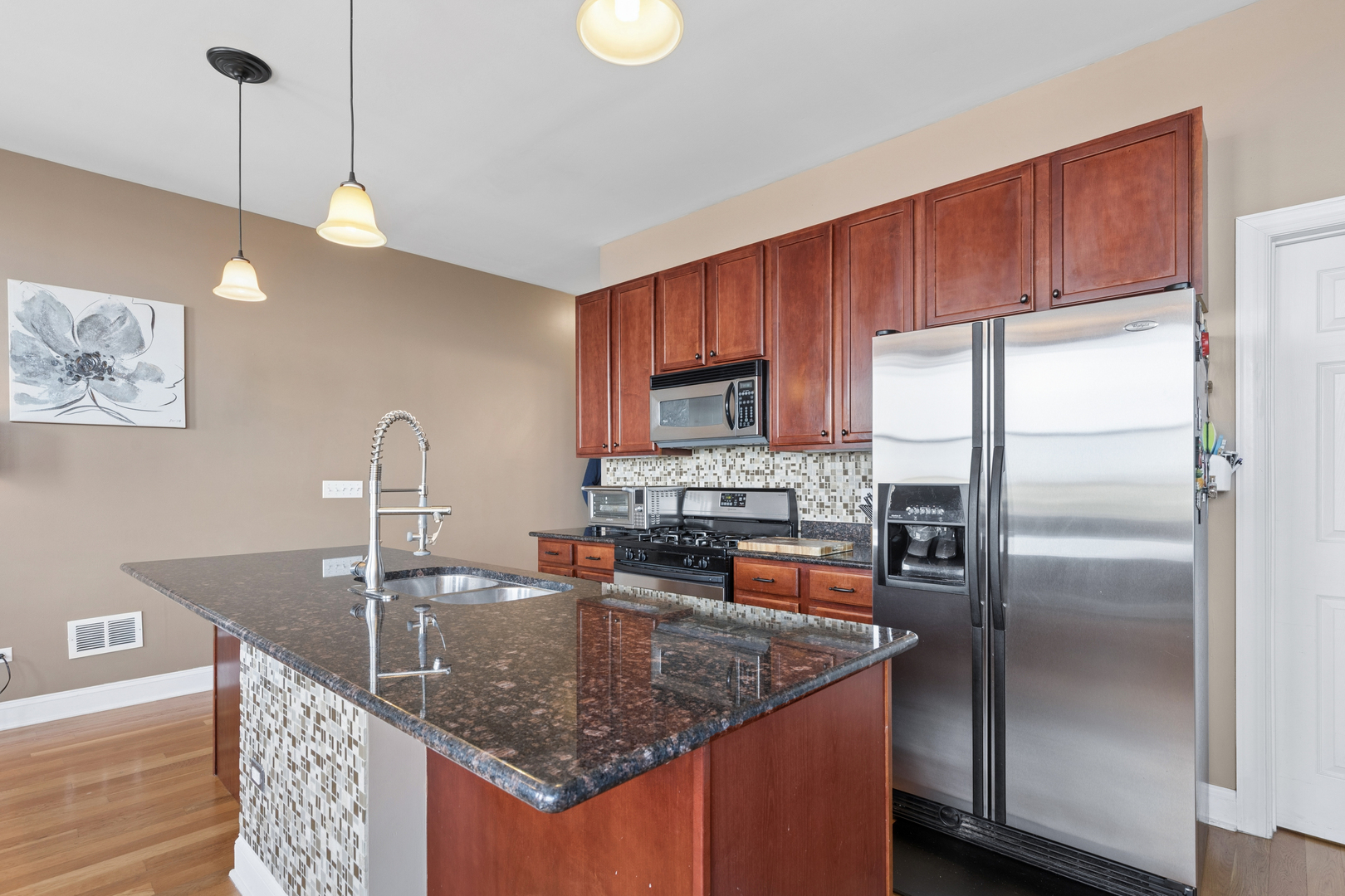 2700 W Belmont Avenue 507