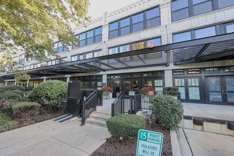 Photo of 1033 W 14th Place #241, Chicago, IL 60608 (MLS # 12482448)