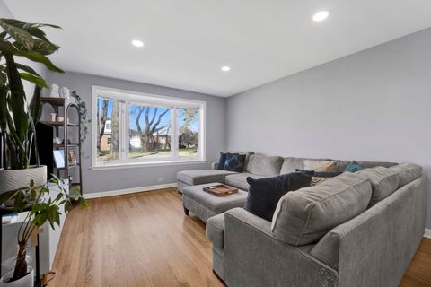 Tiny photo for 3815 Lawn Avenue, Western Springs, IL 60558 (MLS # 12606816)