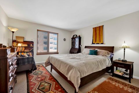 Tiny photo for 525 grove Street #4D, Evanston, IL 60201 (MLS # 12499777)