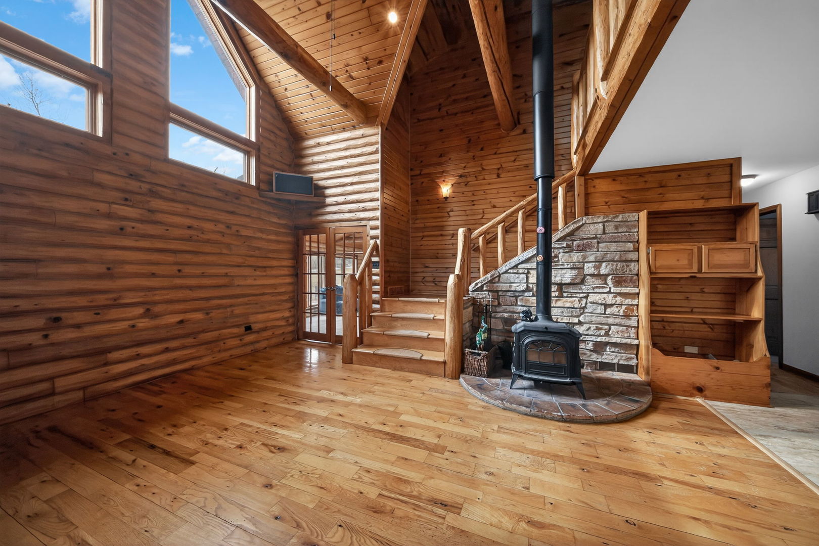 43W951 Fox Hill Court