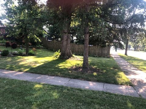 9300 S 83rd Avenue Hickory Hills IL 60457