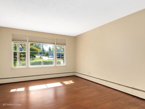 Tiny photo for 531 Bonnie Brae Road, Hinsdale, IL 60521 (MLS # 12530846)