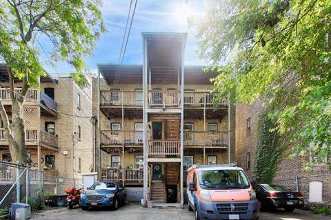 Tiny photo for 6160 N Winthrop Avenue #3S, Chicago, IL 60660 (MLS # 12702004)