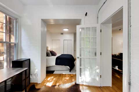 Tiny photo for 6160 N Winthrop Avenue #3S, Chicago, IL 60660 (MLS # 12702004)