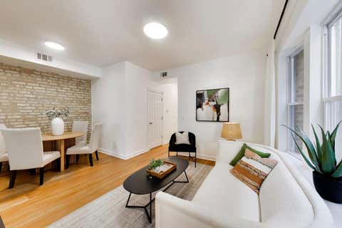 Tiny photo for 6160 N Winthrop Avenue #3S, Chicago, IL 60660 (MLS # 12702004)