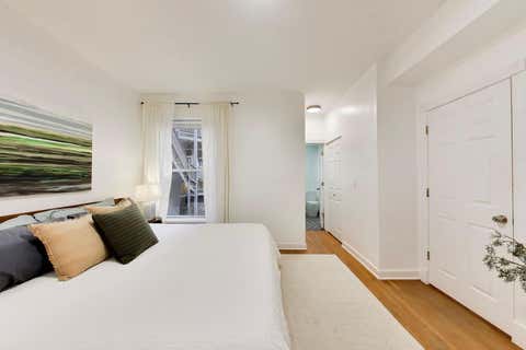 Tiny photo for 6160 N Winthrop Avenue #3S, Chicago, IL 60660 (MLS # 12702004)