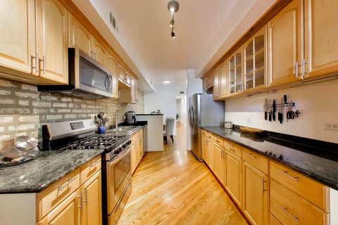 Tiny photo for 6160 N Winthrop Avenue #3S, Chicago, IL 60660 (MLS # 12702004)
