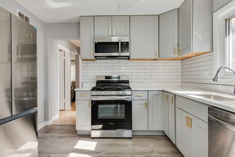 Tiny photo for 8152 N Ozark Avenue, Niles, IL 60714 (MLS # 12524969)