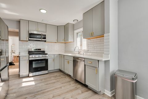 Tiny photo for 8152 N Ozark Avenue, Niles, IL 60714 (MLS # 12524969)