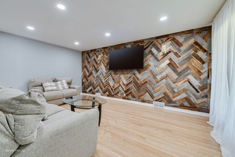 Tiny photo for 8152 N Ozark Avenue, Niles, IL 60714 (MLS # 12524969)