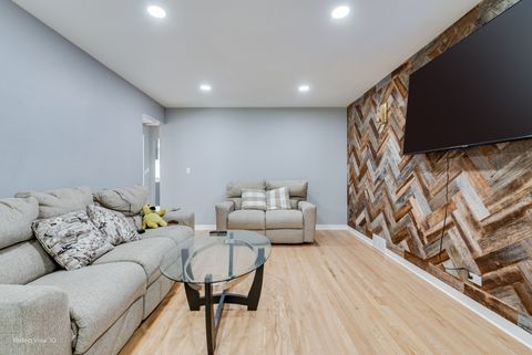 Tiny photo for 8152 N Ozark Avenue, Niles, IL 60714 (MLS # 12524969)