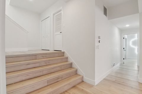 Tiny photo for 43 Oak Creek Court, Burr Ridge, IL 60527 (MLS # 12594531)