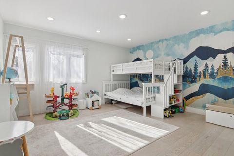 Tiny photo for 43 Oak Creek Court, Burr Ridge, IL 60527 (MLS # 12594531)