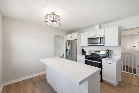 Tiny photo for 17800 Central Park Avenue, Country Club Hills, IL 60478 (MLS # 12680715)