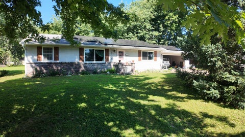 Photo of Augusta, IL 62311 (MLS # 100539059)