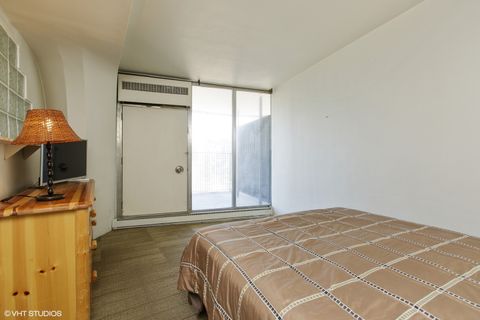 Tiny photo for 300 N State Street #3228, Chicago, IL 60654 (MLS # 12490810)