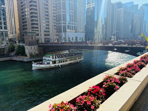 Tiny photo for 300 N State Street #3228, Chicago, IL 60654 (MLS # 12490810)