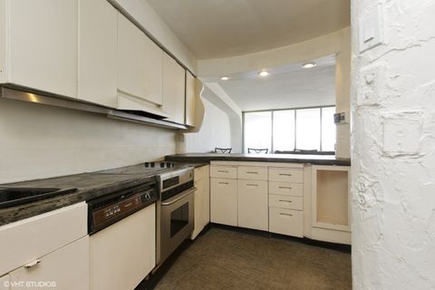 Tiny photo for 300 N State Street #3228, Chicago, IL 60654 (MLS # 12490810)