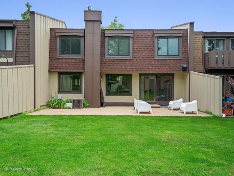 Tiny photo for 170 Cascade Drive, Indian Head Park, IL 60525 (MLS # 12653945)