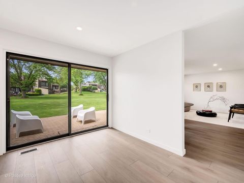 Tiny photo for 170 Cascade Drive, Indian Head Park, IL 60525 (MLS # 12653945)