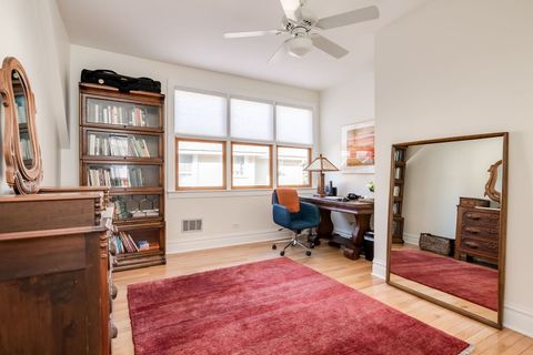 Tiny photo for 1032 Clinton Avenue, Oak Park, IL 60304 (MLS # 12575679)